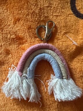 Keychain rainbow